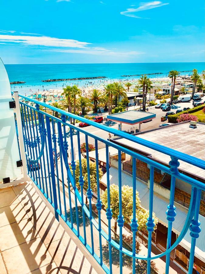 Hotel Ambassador Grottammare Exterior photo